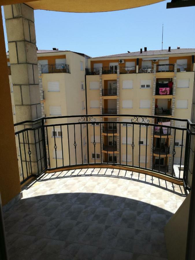 Apartman Natasha トレビニエ エクステリア 写真