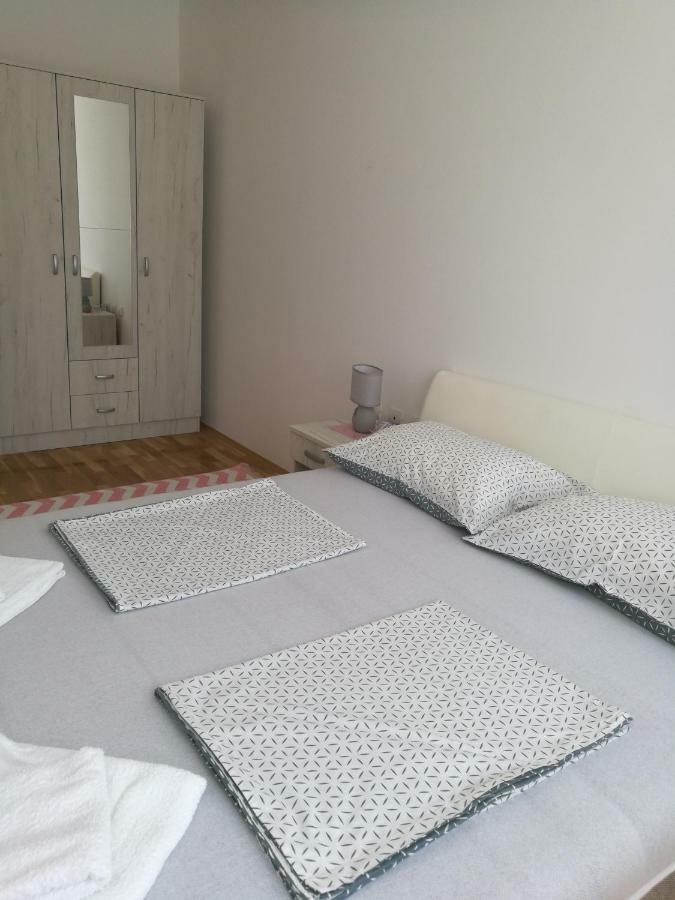 Apartman Natasha トレビニエ エクステリア 写真